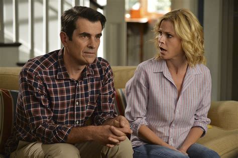 phil and claire|modern family claire gets stop.